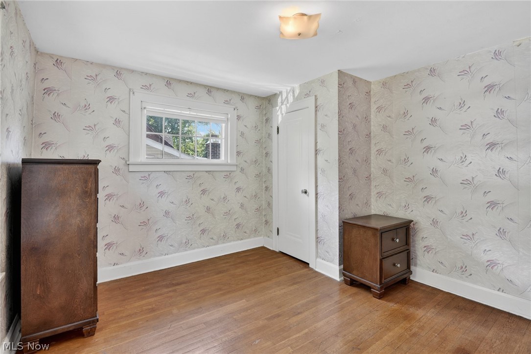 927 Englewood Road Cleveland Heights, OH 44121 - Photo 19 of 37