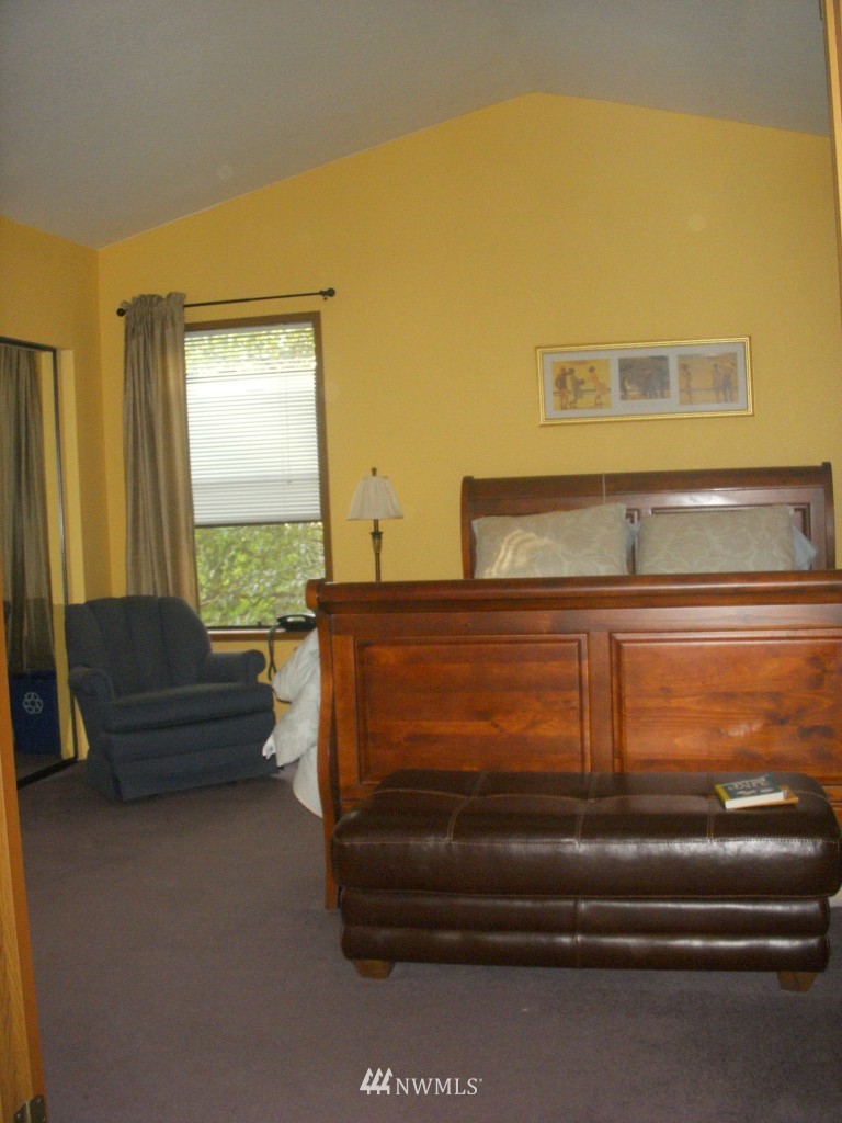 23428 22nd Avenue Southeast Bothell, WA 98021 - Photo 13 of 17 Gallery Image 13