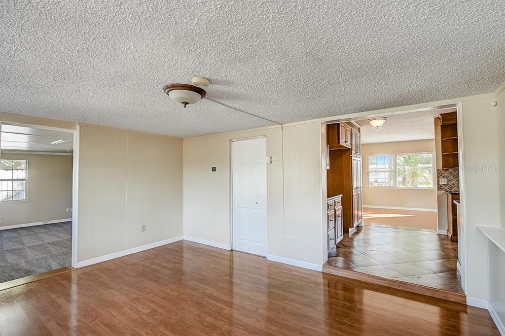 612 Cardinal Street Ocoee, FL 34761 - Photo 5 of 36