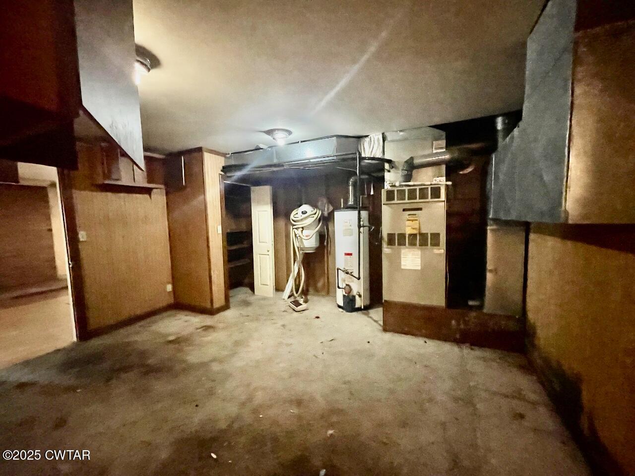 2688 Beech Bluff Road Jackson, TN 38301 - Photo 26 of 30 a view of a room with gym equipment