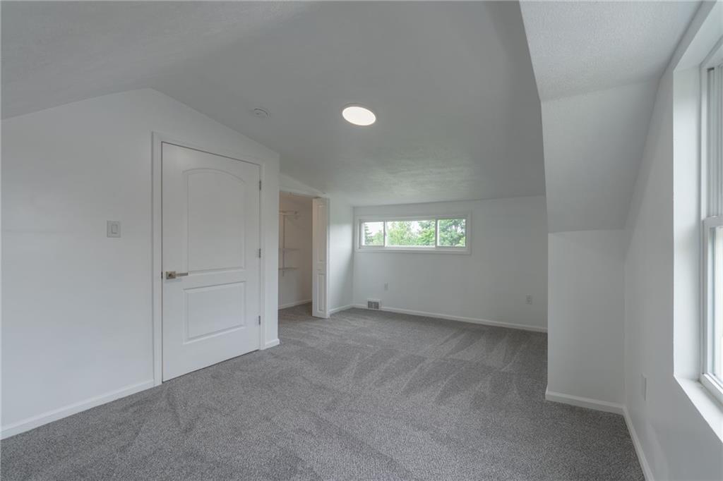 1316 Barkley Road McKeesport, PA 15133 - Photo 25 of 31