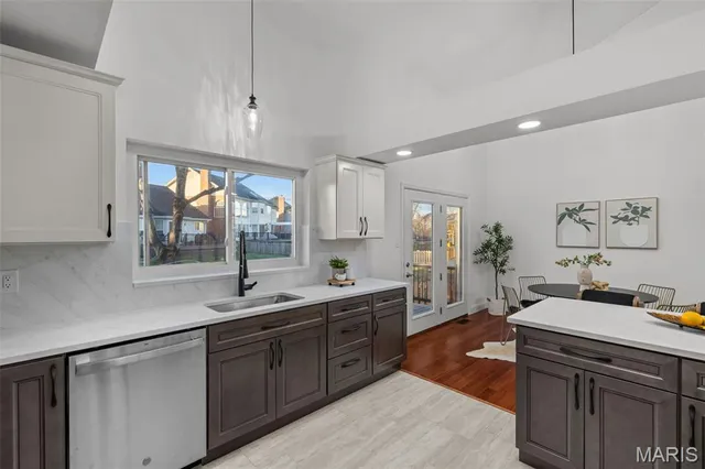 $635,000 | 16712 Chesterfield Farms Drive, Chesterfield, MO 63005