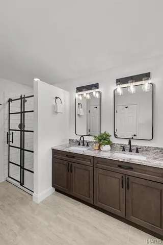 $635,000 | 16712 Chesterfield Farms Drive, Chesterfield, MO 63005