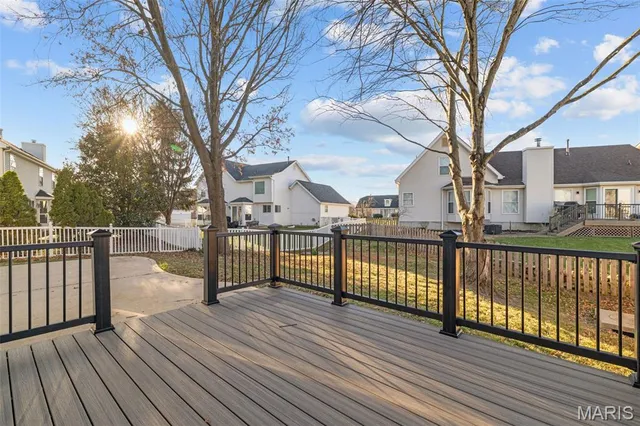 $635,000 | 16712 Chesterfield Farms Drive, Chesterfield, MO 63005