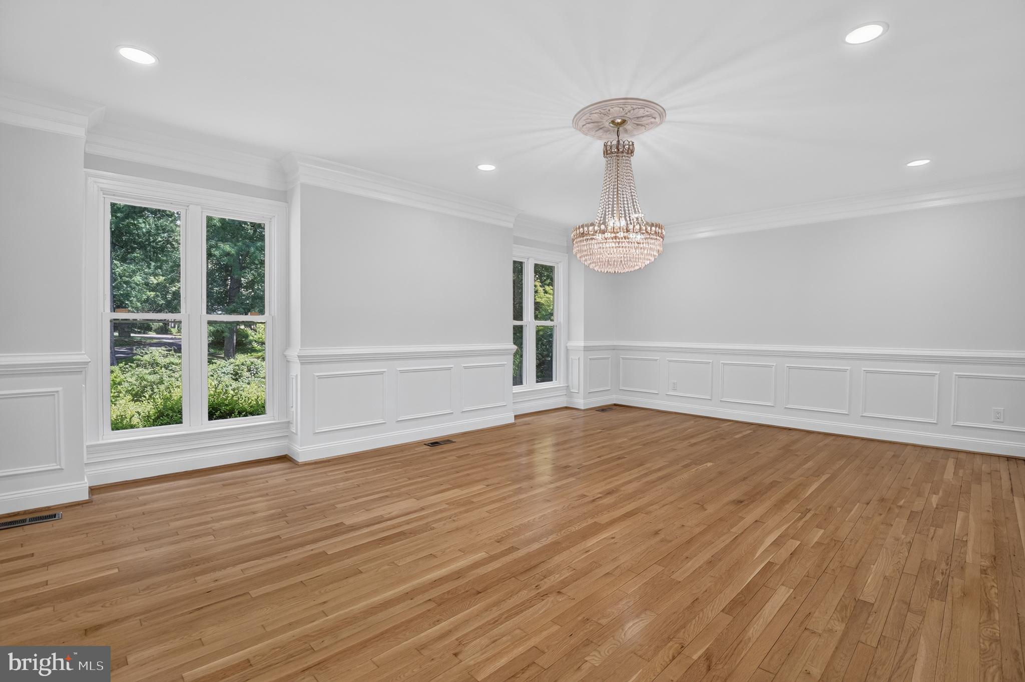 10100 Iron Gate Road Potomac, MD 20854 - Photo 9 of 91