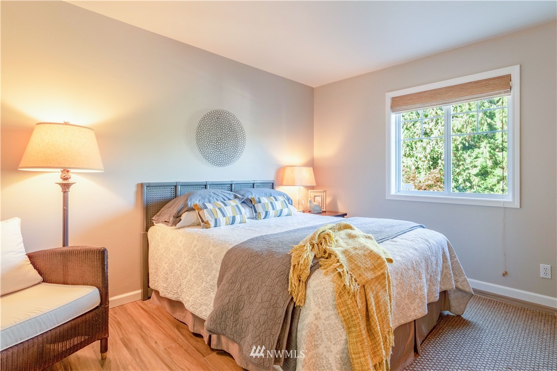 221 Southwest Lake Roesiger Road Snohomish, WA 98290 - Photo 11 of 25