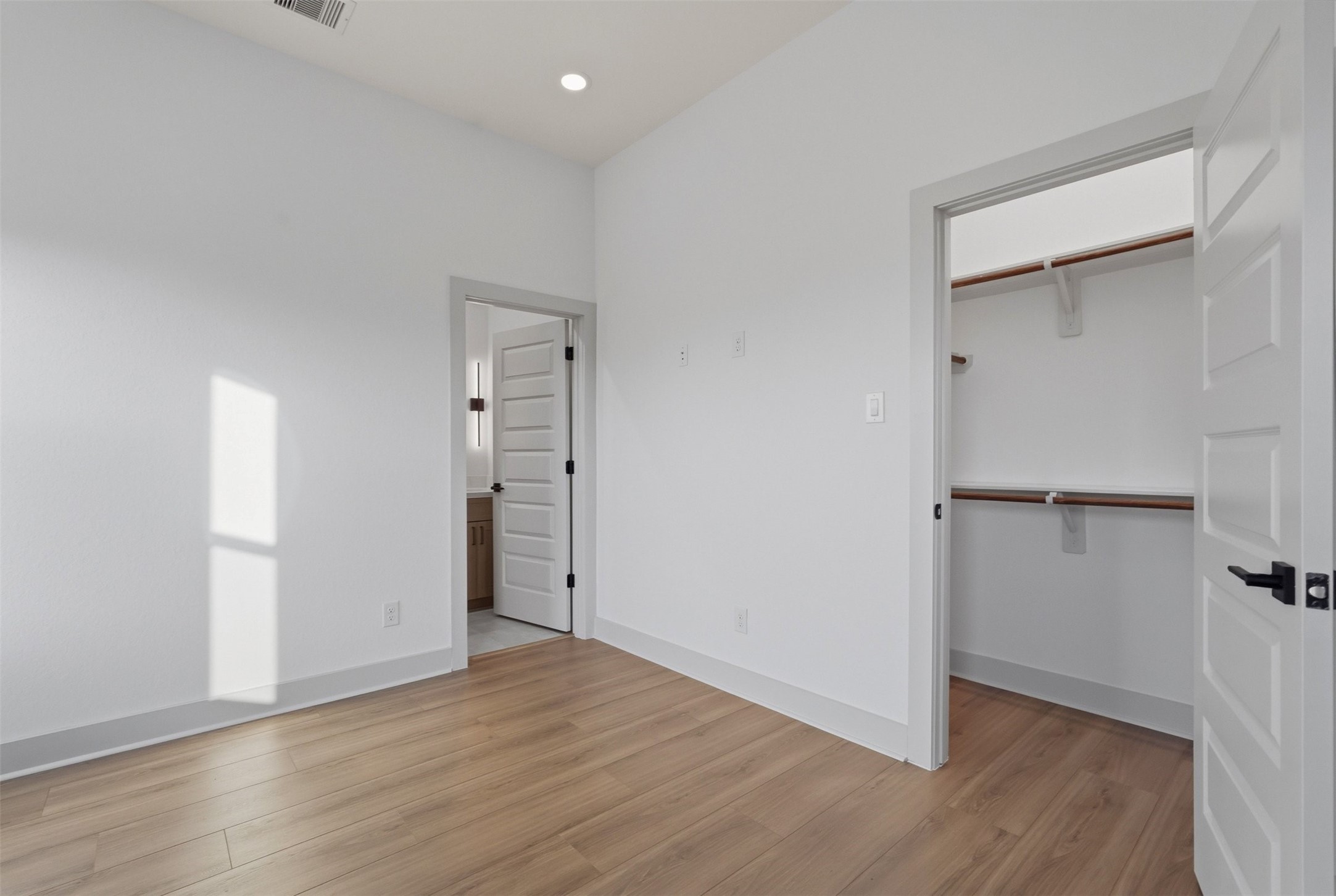9819 Turnbow Street, Unit D Houston, TX 77029 - Photo 18 of 27