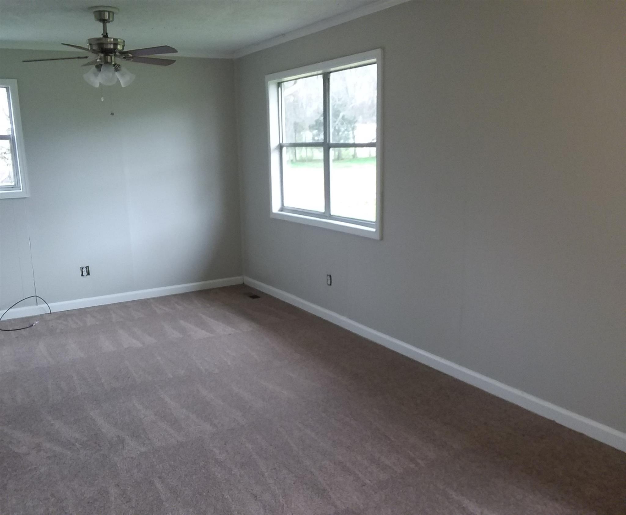 480 Sims Spring Road Shelbyville, TN 37160 - Photo 5 of 12 Gallery Image 5