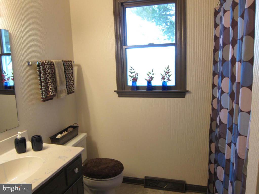 1643 Newport Road Manheim, PA 17545 - Photo 23 of 55 Gallery Image 23
