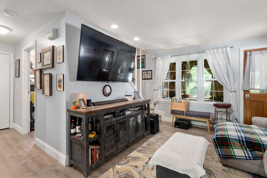 100 Chestnut Street, Unit 100 West Springfield, MA 01089 - Photo 13 of 27