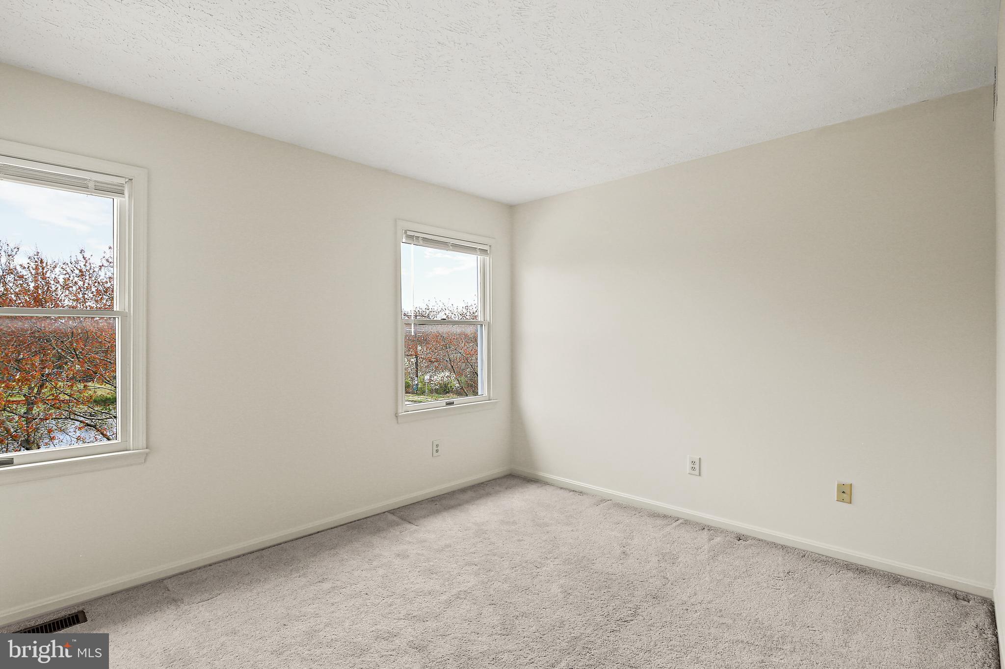 3 Greenknoll Boulevard Hanover, MD 21076 - Photo 26 of 34 an empty room with windows
