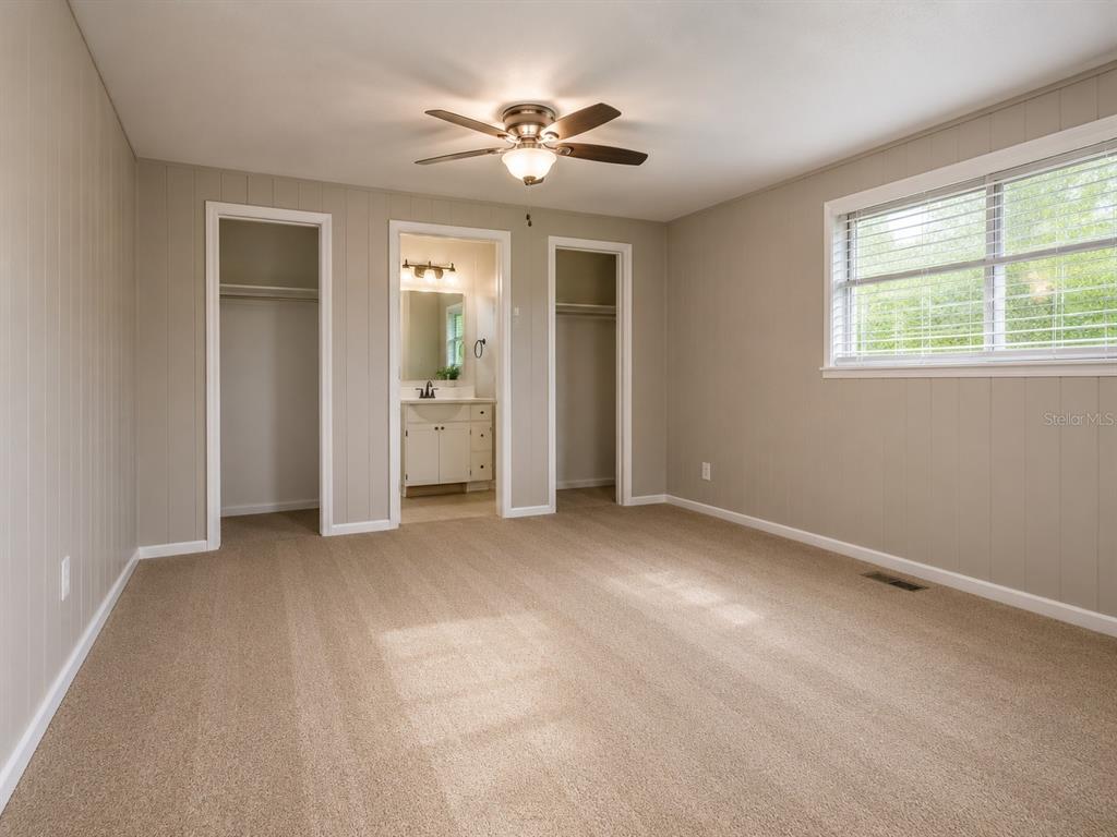 8428 Anay Court New Port Richey, FL 34653 - Photo 10 of 33