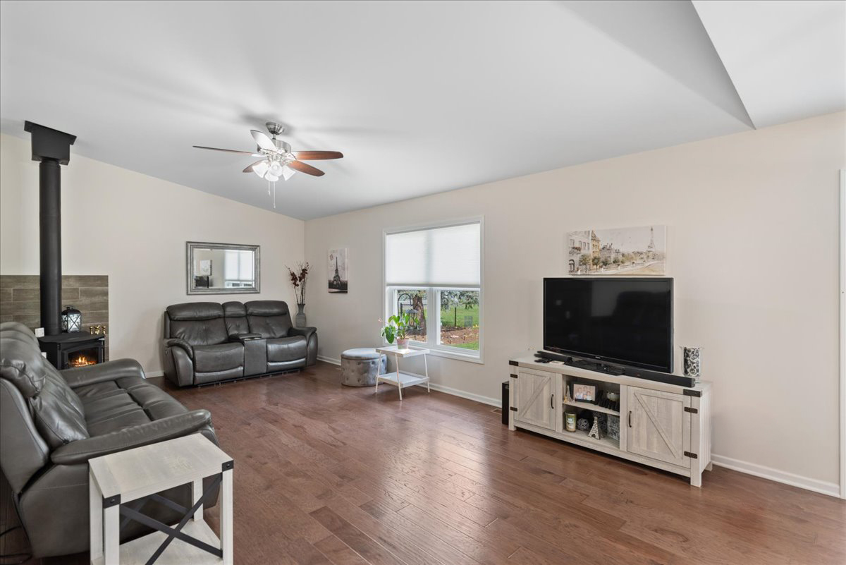 567 7th Circle Marengo, IL 60152 - Photo 14 of 34