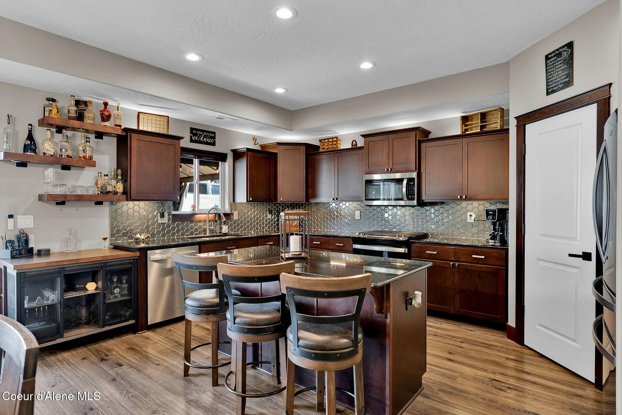 3343 West Apricot Road Coeur D'Alene, ID 83815 - Photo 10 of 48 Island and Kitchen