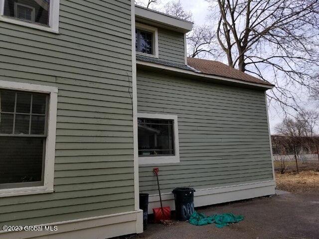 28 North Street Schenectady, NY 12305 - Photo 62 of 78 28 North st garage side aprl
