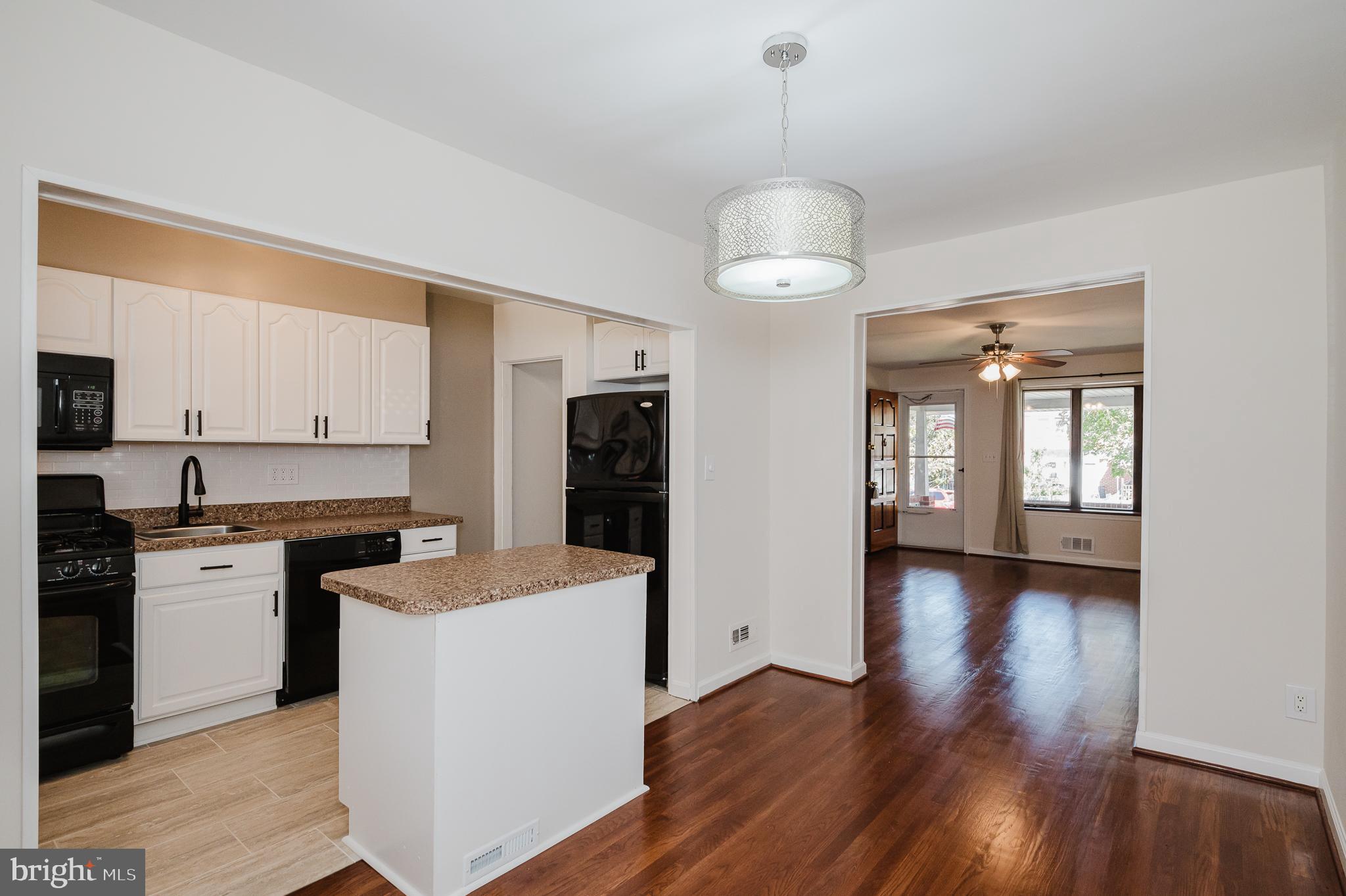 423 Torner Road Baltimore, MD 21221 - Photo 9 of 41