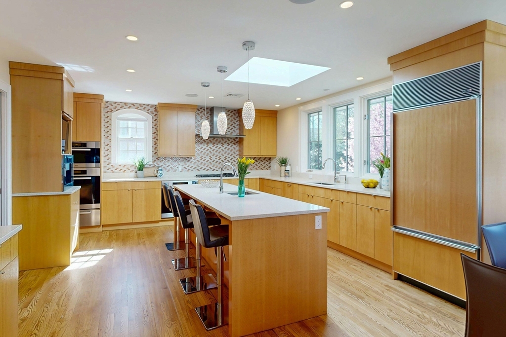 59 Randolph Road Brookline, MA 02467 - Photo 12 of 34