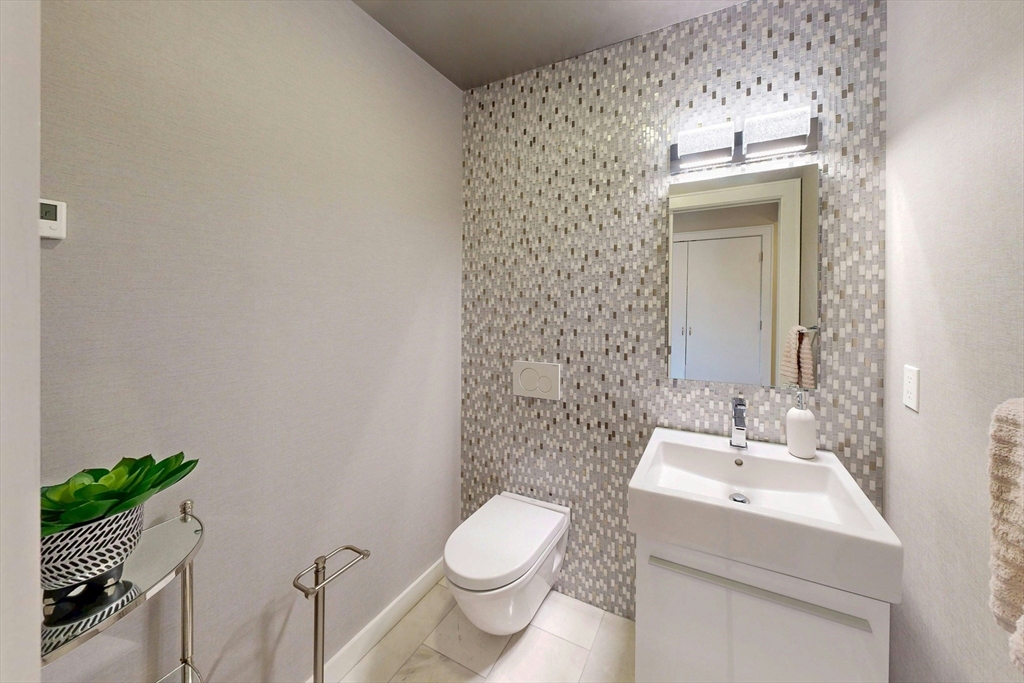 59 Randolph Road Brookline, MA 02467 - Photo 17 of 34