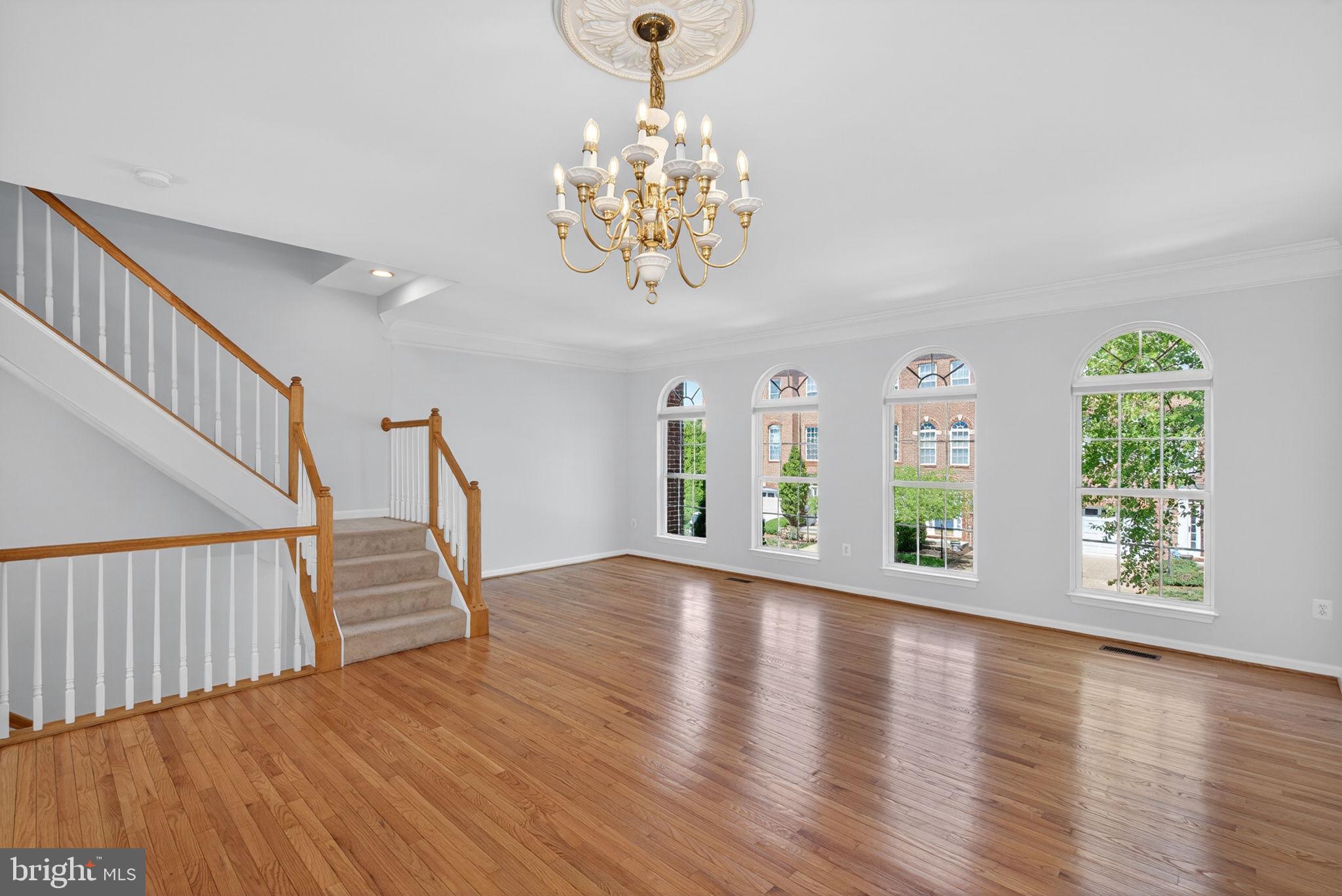 13597 Big Boulder Road Herndon, VA 20171 - Photo 6 of 41