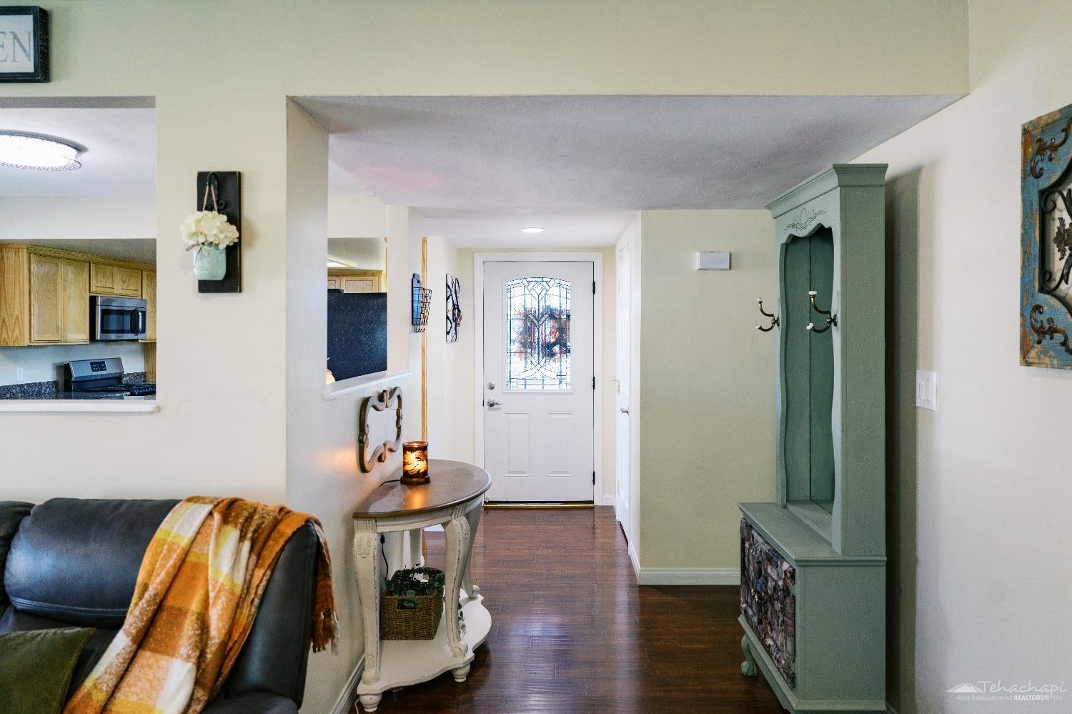 22627 Strawflower Road Tehachapi, CA 93561 - Photo 7 of 44 Gallery Image 7