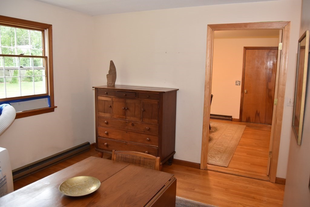 16 Colonial Court Amherst, MA 01002 - Photo 11 of 34 Gallery Image 11