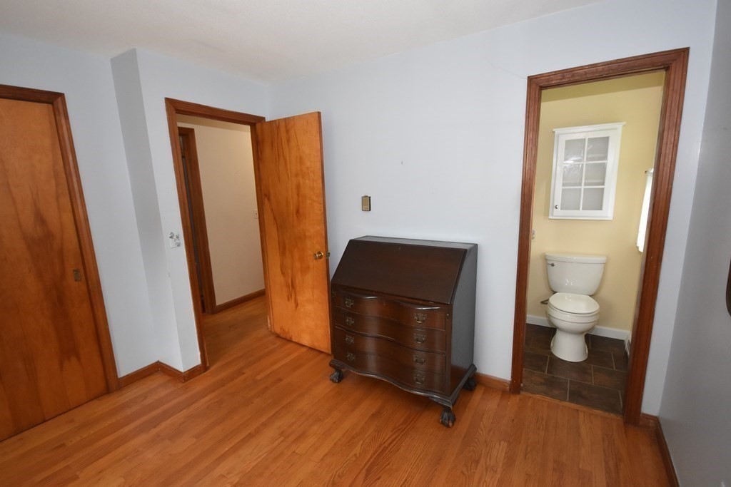 16 Colonial Court Amherst, MA 01002 - Photo 27 of 34 Gallery Image 27