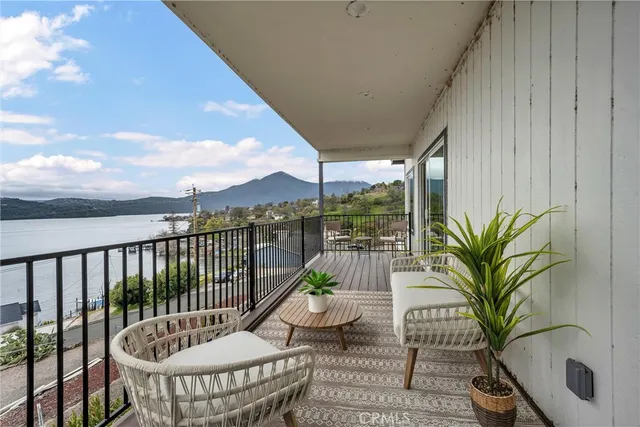 a picture of a city with lots of trees