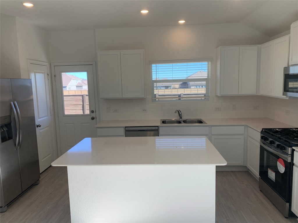 239 Sormonne Loop Kyle, TX 78640 - Photo 4 of 12