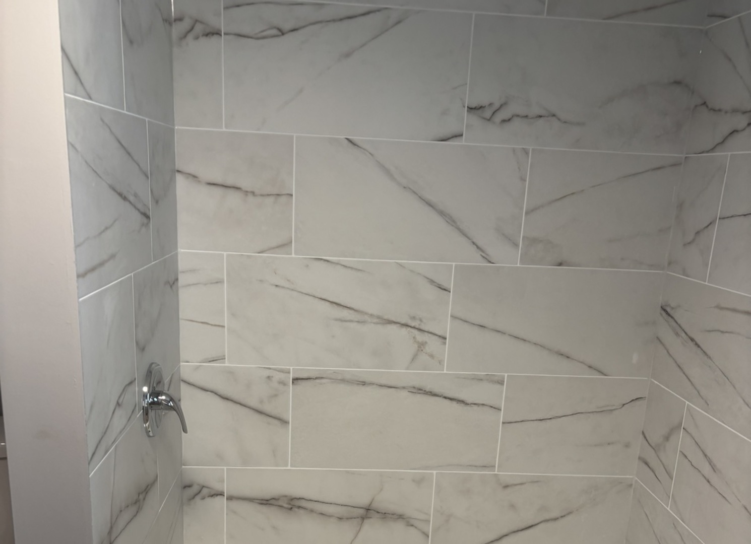 3 Franklin Drive Manteno, IL 60950 - Photo 16 of 23 a bathroom with a shower