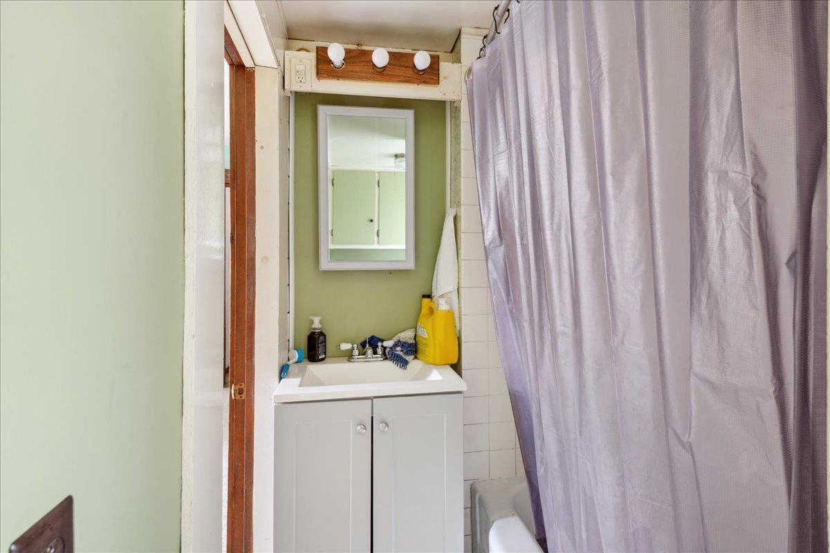 9 Third Street Barre, VT 05641 - Photo 17 of 19