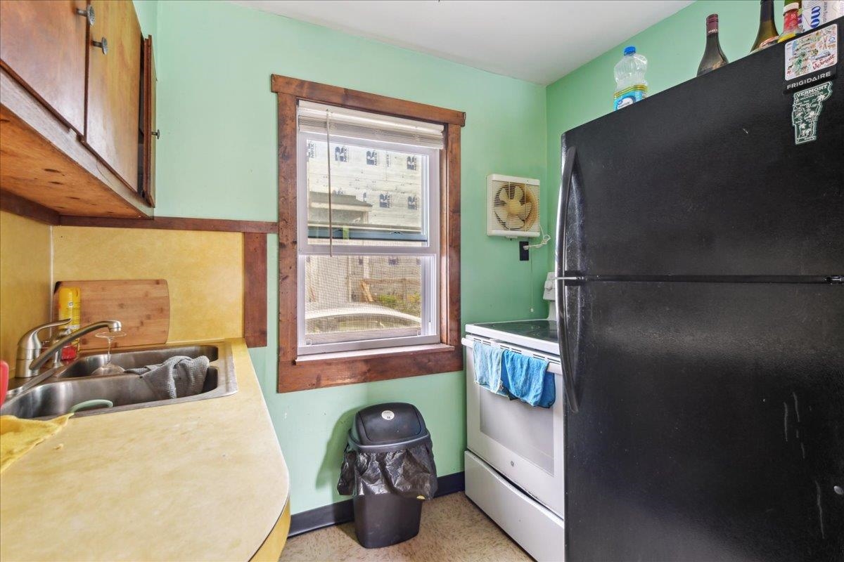 9 Third Street Barre, VT 05641 - Photo 6 of 19