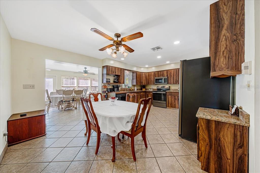 650 East Wacker Street Hernando, FL 34442 - Photo 6 of 48