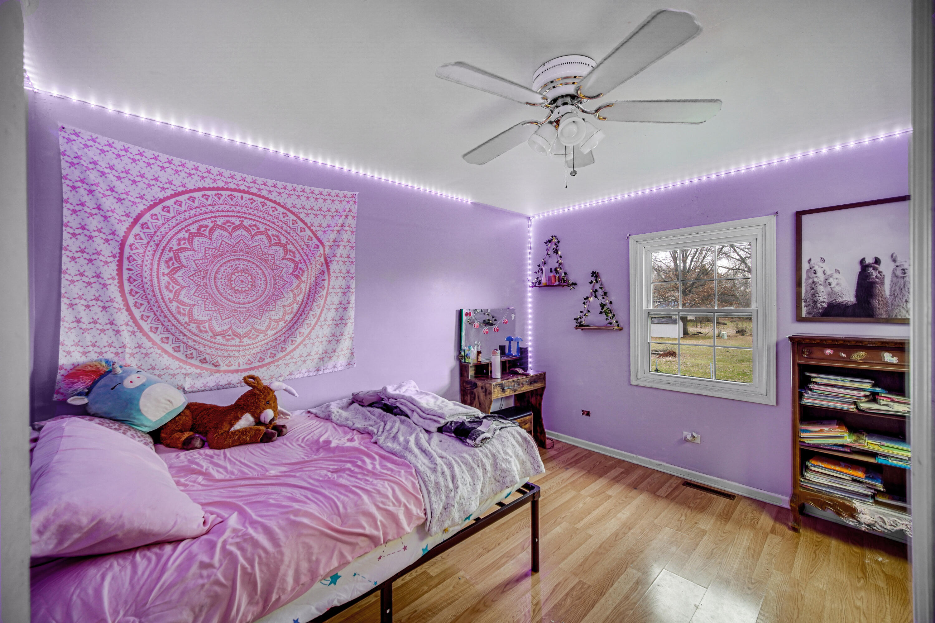 4038 Kingsway Drive Crown Point, IN 46307 - Photo 14 of 18 a bed room with a bed and a window