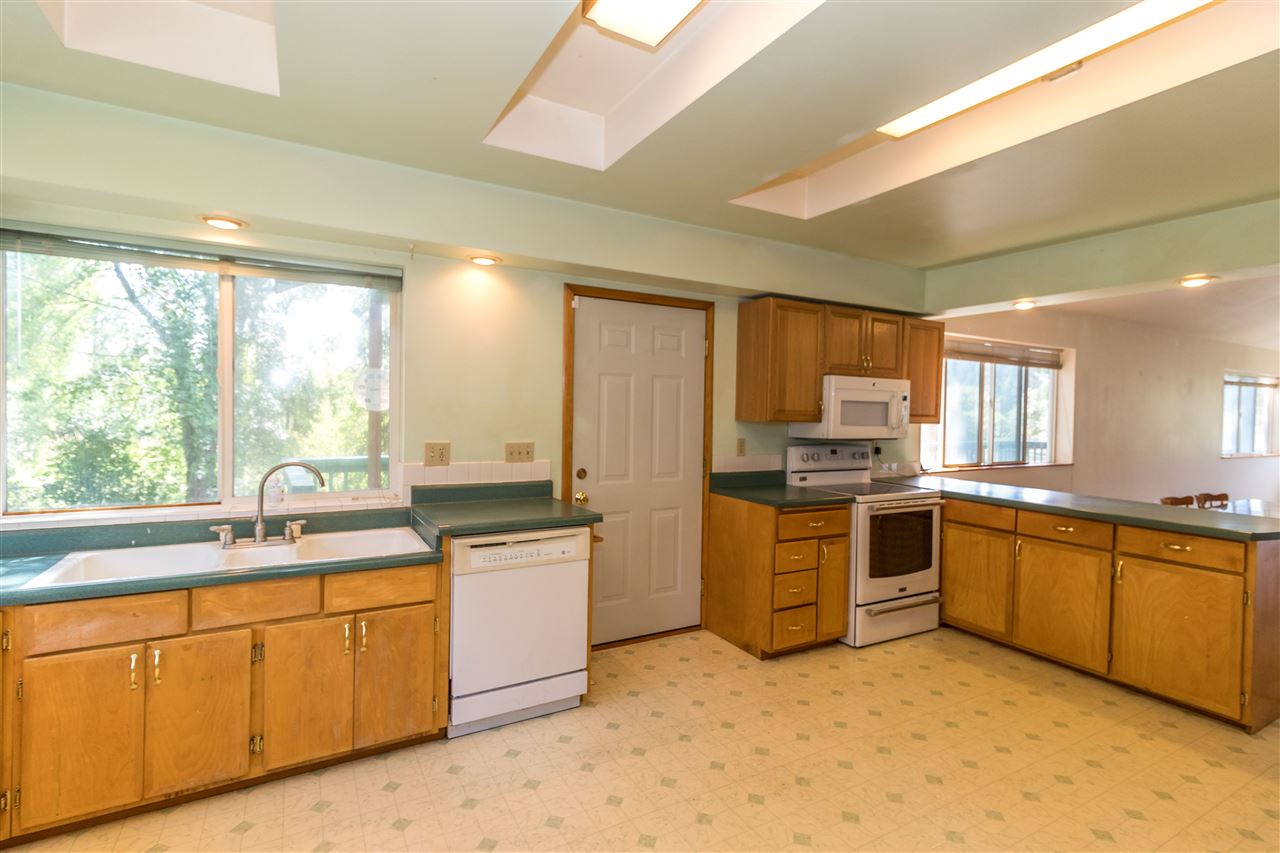 35209 North Milan Elk Road Chattaroy, WA 99003 - Photo 18 of 50