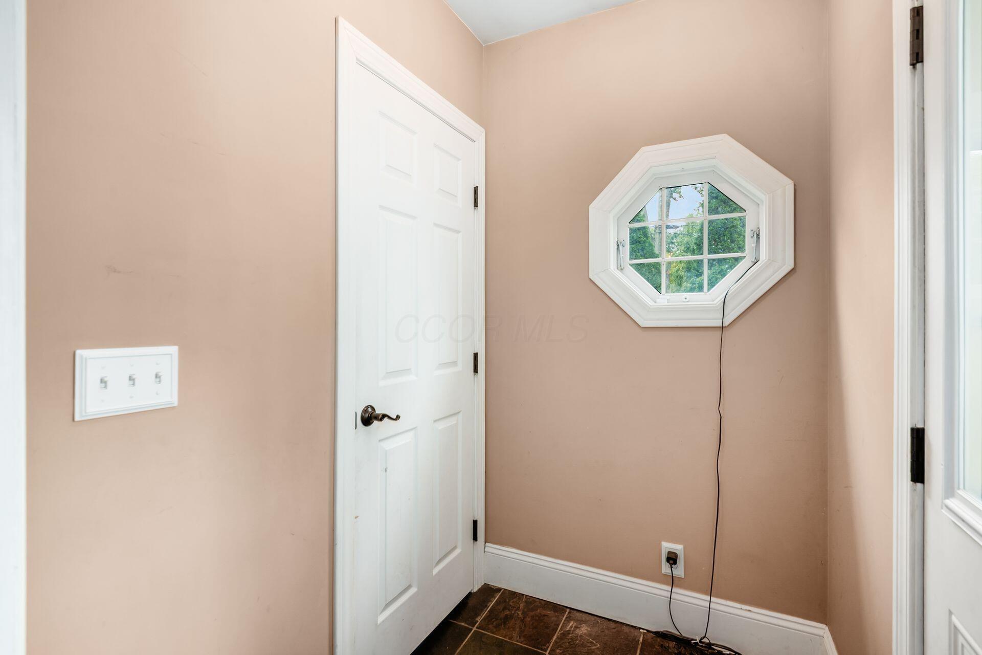 426 Midgard Road Columbus, OH 43202 - Photo 19 of 53 022_ Rd Columbus OH 43202 USA