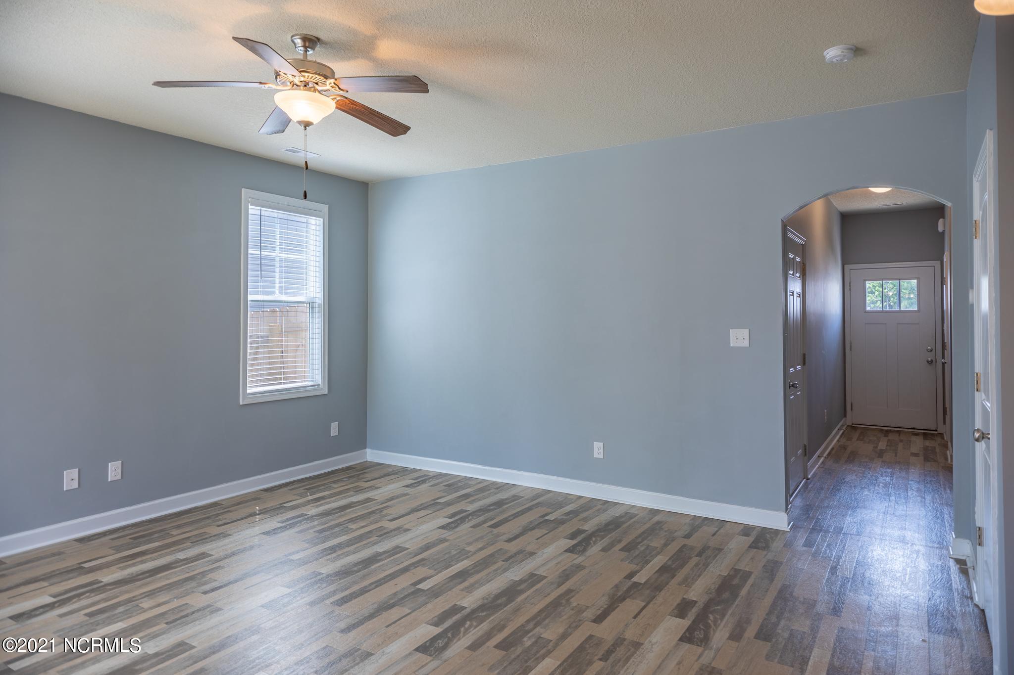 379 Frisco Way Holly Ridge, NC 28445 - Photo 12 of 40 379 FRISCO WAY-12