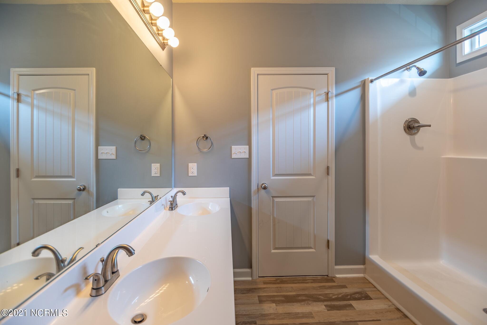 379 Frisco Way Holly Ridge, NC 28445 - Photo 19 of 40 379 FRISCO WAY-19