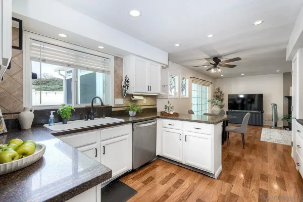 $1,400,000 | 13791 Via Tres Vistas, San Diego, CA 92129