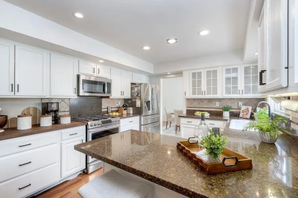 $1,400,000 | 13791 Via Tres Vistas, San Diego, CA 92129