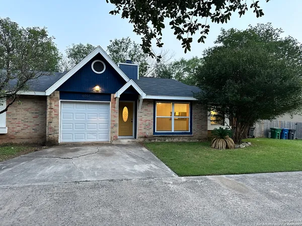 $1,595 | 6951 Wright Way Street, San Antonio, TX 78240