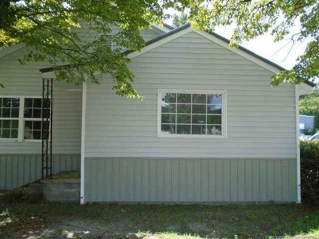 $750 | 100 Spring Avenue, Unit A, Spring Lake, NC 28390