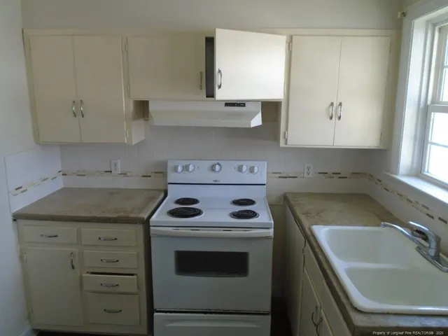 $750 | 100 Spring Avenue, Unit A, Spring Lake, NC 28390