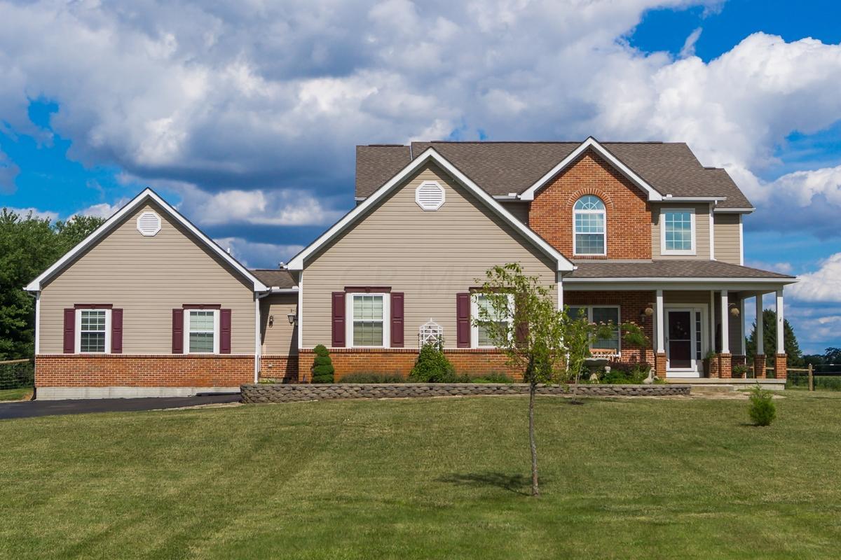 1444 Alton Road Galloway, OH 43119 - Photo 1 of 38 Gallery Image 1