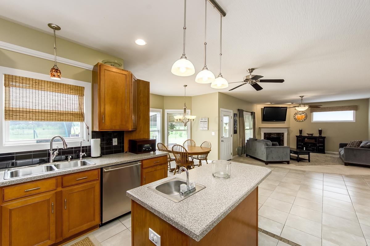 1444 Alton Road Galloway, OH 43119 - Photo 5 of 38 Gallery Image 5