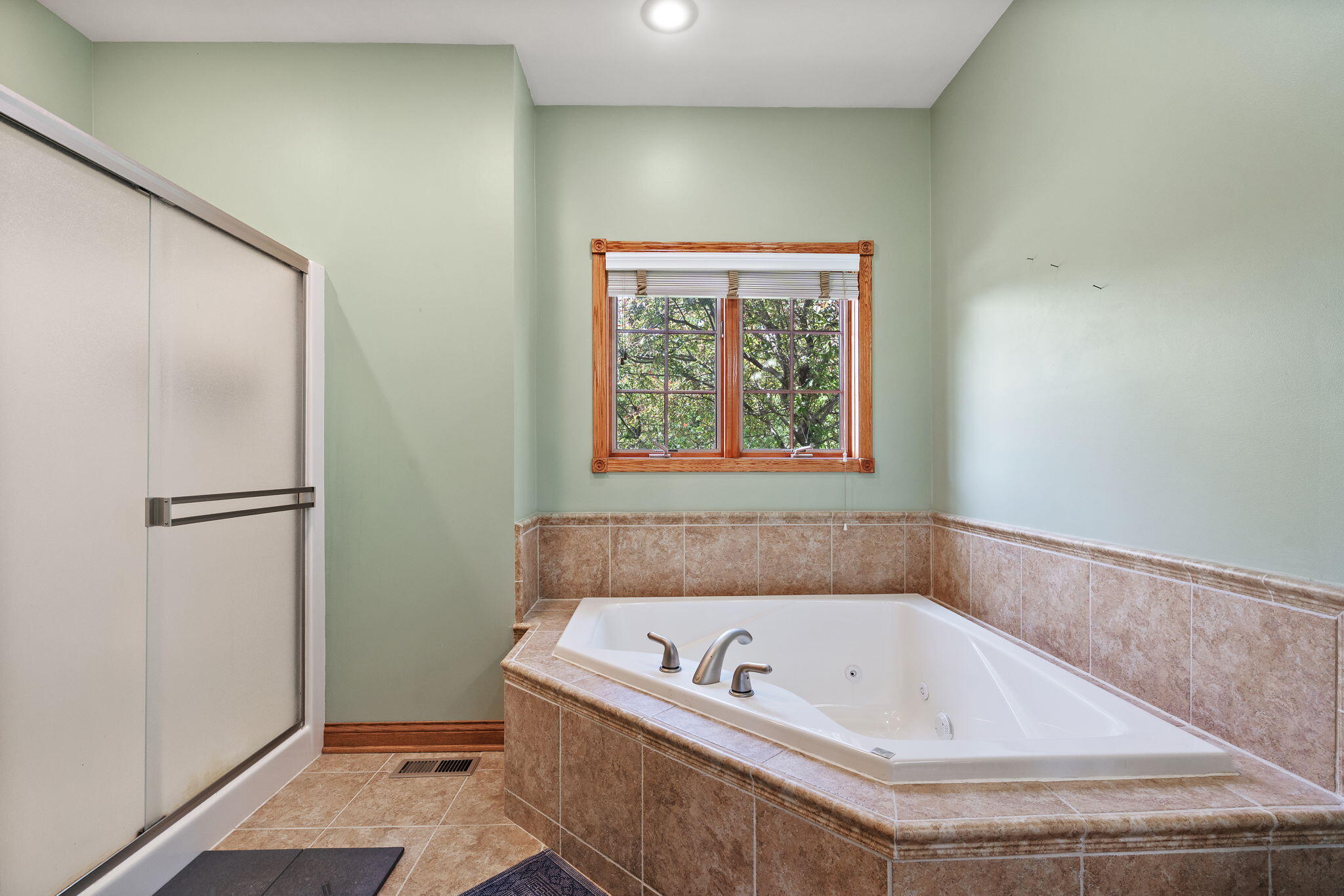 3253 Rosedale Court Valparaiso, IN 46385 - Photo 19 of 45 2048x1365