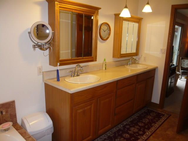 100 Stone Lane Butler, PA 16002 - Photo 12 of 25 Gallery Image 12