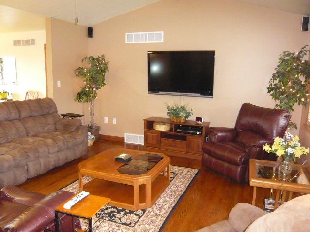 100 Stone Lane Butler, PA 16002 - Photo 4 of 25 Gallery Image 4