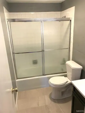 $975 | 1104 Arrowhead Drive, Unit B, Collinsville, IL 62234