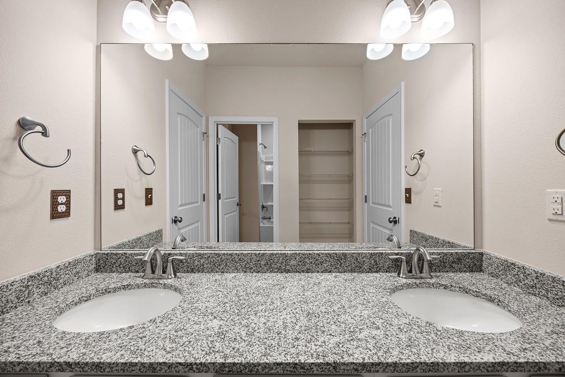 220 Conner Circle Santa Rosa Beach, FL 32459 - Photo 15 of 49 bathroom #2