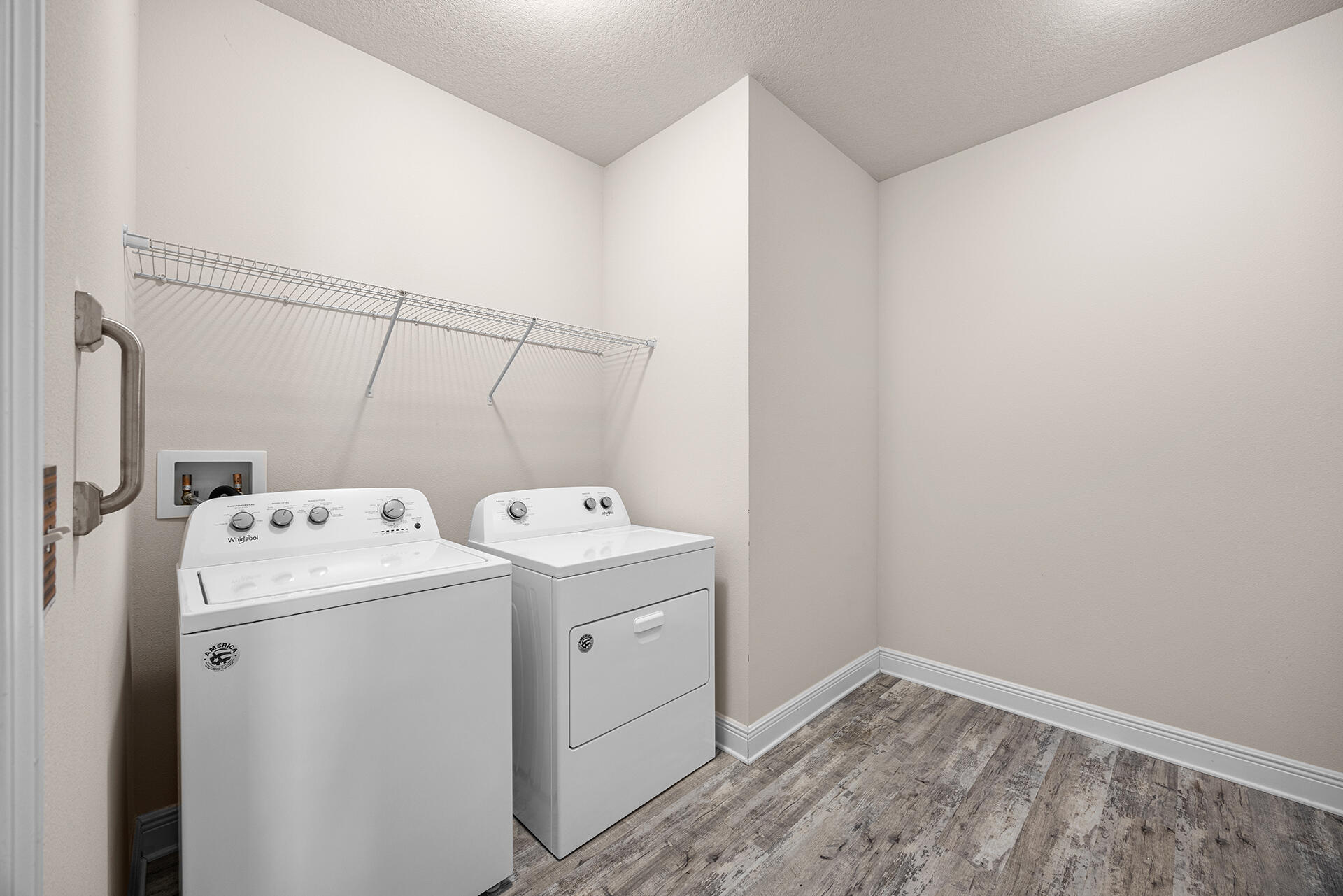 220 Conner Circle Santa Rosa Beach, FL 32459 - Photo 20 of 49 Laundry Room